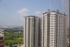 Exterior Comfortable and High Floor 2BR at Meikarta Apartment