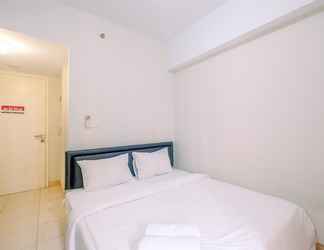 Bilik Tidur 2 Simply Good Studio Room at Springlake Summarecon Apartment