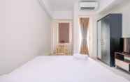 Bilik Tidur 5 Simply Good Studio Room at Springlake Summarecon Apartment