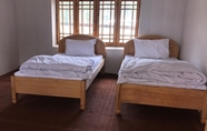 Kamar Tidur 3 Kumrat Maskan Hotel