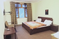 Bedroom Troutland Hotel Naran