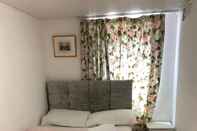 Bedroom Economical 2BR Small Furnished Annex-high Wycombe