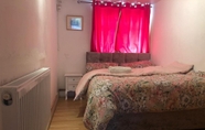 Bedroom 6 Economical 2BR Small Furnished Annex-high Wycombe