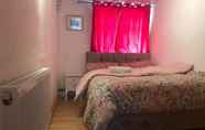 Bedroom 6 Economical 2BR Small Furnished Annex-high Wycombe