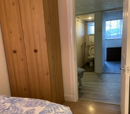 Bedroom 7 Economical 2BR Small Furnished Annex-high Wycombe