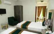 ห้องนอน 4 Hotel Deluxe Johar Town Lahore