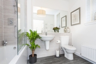 In-room Bathroom Classic Home in Picturesque Cove