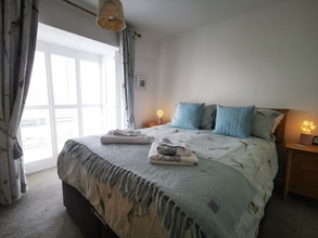 Kamar Tidur 4 Sea View 3 Bedroom Seaside Property