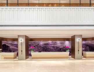 Lobby 2 La Quinta by Wyndham Weifang South