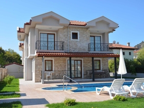 Exterior 4 Stunning 4-bed Villa Konak Private & Pool