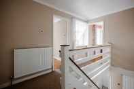 Bedroom West Hull House