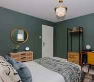 Kamar Tidur 3 The Sparkford Gardens - Lovely 2bdr With Balcony