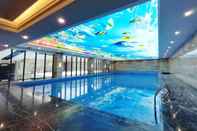 Swimming Pool Wyndham Grand Tongren Downtown Hotel