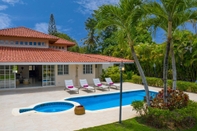 Swimming Pool Casa de Campo Villa for Rent in Caribbean Style - With Pool Jacuzzi and Volleyball net