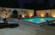 Swimming Pool 7 Villa Indipendente con Piscina Privata e Idromassaggio