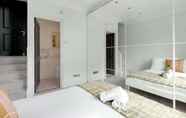 Bedroom 6 Modern and Bright Highgate Gem