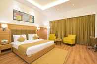 Bedroom SureStay Hotel by Best Western Heritage Walk