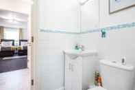 In-room Bathroom MPL Apartments Watford/croxley Biz Parks Corporate Lets 2 Bed/free Parking