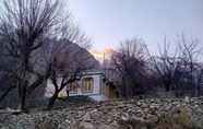 Bangunan 4 Grapes Garden Resort Hunza