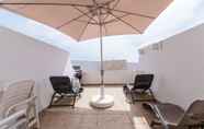 Common Space 7 Amazing Sesimbra Duplex by the beach