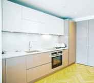 Kamar Tidur 6 High Rise 1 Bedroom Apartment in Southbank