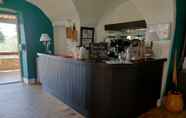 Quầy bar, cafe và phòng lounge 4 Résidence Vacances Bleues Lou Castel