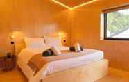 Kamar Tidur 5 Furnas Boutique House