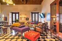 Lobby Casa San Pedro -exclusive 3BR Colonial Apartment in Old City by