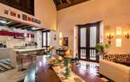 Bar, Cafe and Lounge 4 Casa San Pedro -exclusive 3BR Colonial Apartment in Old City by