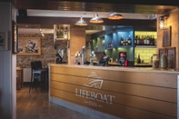 บาร์ คาเฟ่ และเลานจ์ Lifeboat Inn