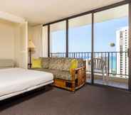 Kamar Tidur 3 Waikiki Banyan-Amazing Walk to the Beach