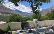 Restoran 2 Hotel Hunza White House