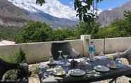 Restaurant 2 Hotel Hunza White House