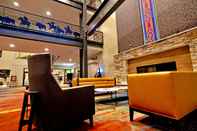 Quầy bar, cafe và phòng lounge 7Clans Hotel & Resort