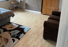 Others 6 Immaculate 1-bed House in Leeds