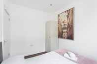 Bedroom Kings Cross - Euston Apartments