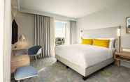 Kamar Tidur 6 Courtyard by Marriott Paris Charles de Gaulle Central Airport