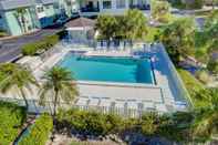 Kolam Renang Anna Maria Island Beach View