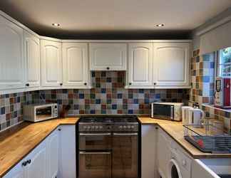 Kamar Tidur 2 Lancaster Close Serviced Accommodation