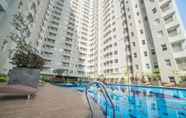 Swimming Pool 6 Comfy And Relax 1Br Apartment At Parahyangan Residence Near Unpar