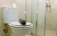 Toilet Kamar 4 Nice And Homey 1Br At The Wave Kuningan Apartment