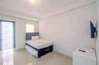 Kamar Tidur Simply Clean And Spacious Studio Signature Park Grande Apartment