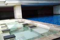 Swimming Pool Spacious And Comfy Studio At Tamansari Sudirman Apartment