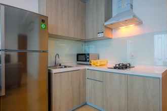 Kamar Tidur 4 Fancy And Nice 1Br Apartment At Veranda Residence Puri