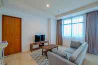 Common Space Stylish And Cozy 1Br Apartment At Veranda Residence Puri