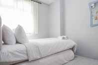 ห้องนอน Nice And Cozy Living 2Br At Green Pramuka City Apartment