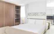 Kamar Tidur 4 Nice And Comfort Studio Room At Azalea Suites Apartment