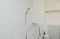 Toilet Kamar Comfort Living 2Br At Bassura City Apartment