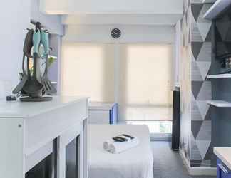 Phòng ngủ 2 Comfortable And Simply Studio Apartment At Patraland Urbano