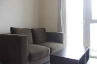 Ruang Umum Cozy & Bright 2Br At Skyland City Jatinangor Apartment Near Unpad